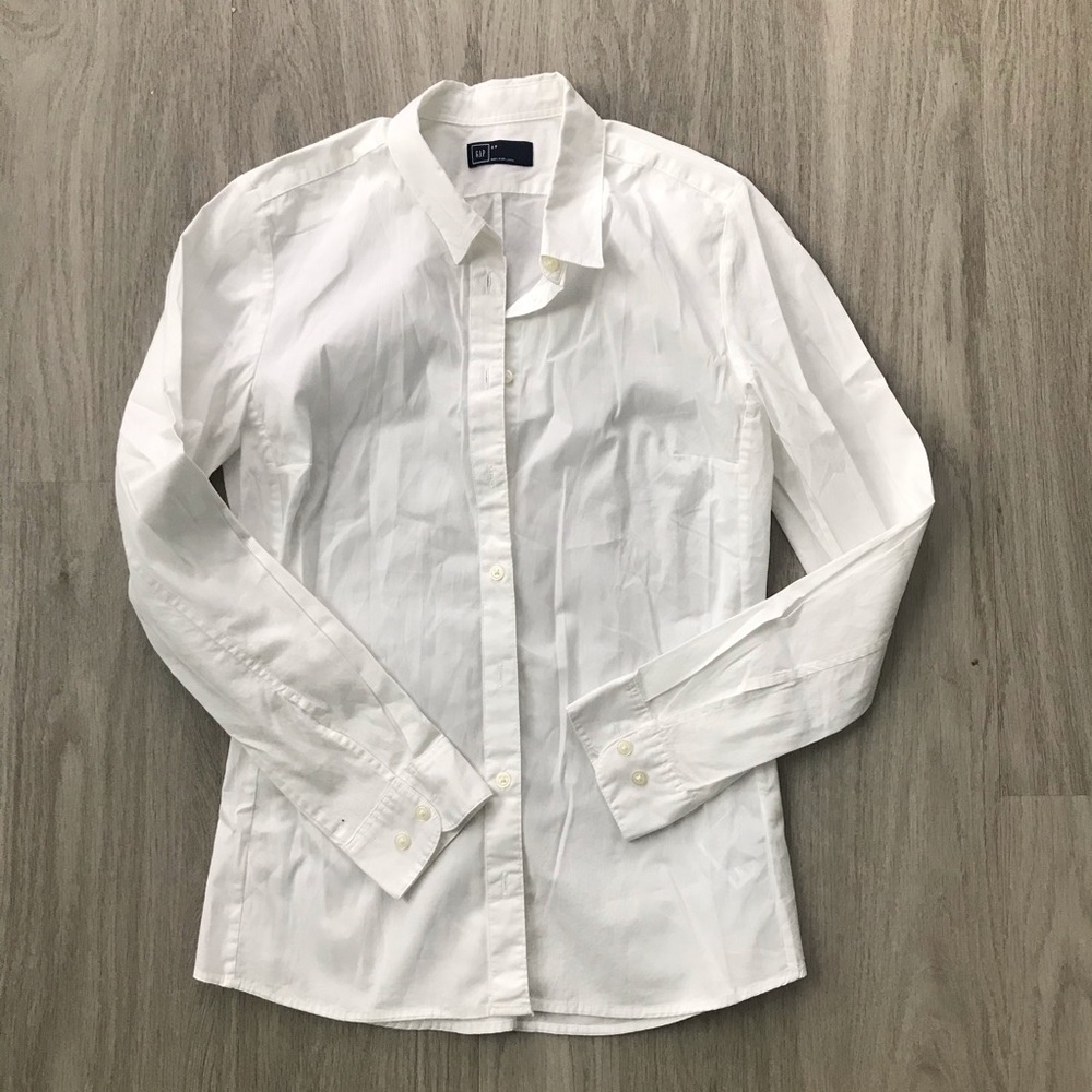 GAP White ButtonDown